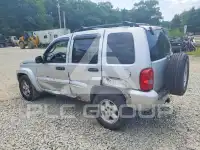 2002 Jeep LIBERTY фото