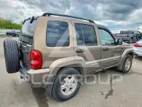 2002 Jeep LIBERTY фото