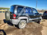 2002 Jeep LIBERTY фото