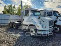 2002 Freightliner  photo