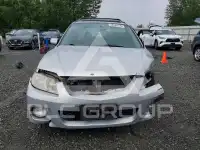 2002 Mazda Protege photo