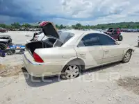 2002 Lincoln LS photo