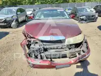 2002 Lincoln Town photo
