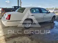 2002 Lincoln Town фото