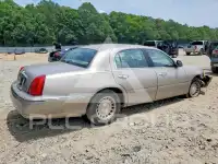 2002 Lincoln Town фото