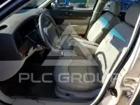 2002 Lincoln Continental photo