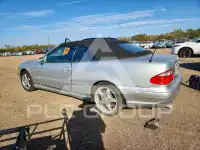2002 Mercedes Benz CLK фото
