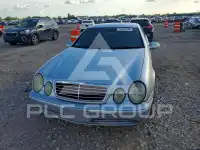 2002 Mercedes Benz CLK фото