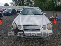 2002 Mercedes Benz E-Class photo
