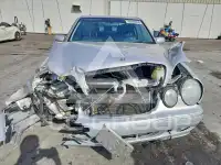 2002 Mercedes Benz E-Class photo