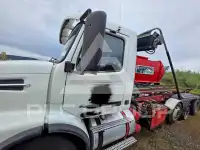 2002 Volvo VNL фото