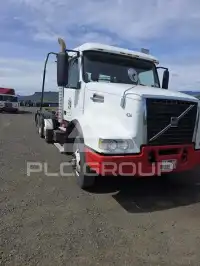 2002 Volvo VNL фото