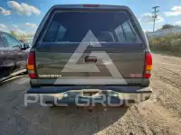 2002 GMC Sierra photo