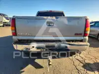 2002 GMC Sierra photo