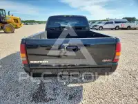 2002 GMC Sierra photo