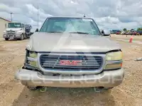 2002 GMC Sierra photo