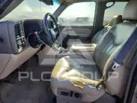 2002 GMC YUKON photo
