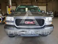 2002 GMC YUKON фото