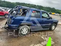2002 GMC YUKON photo