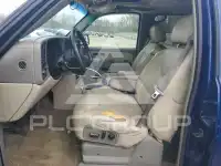 2002 GMC YUKON фото