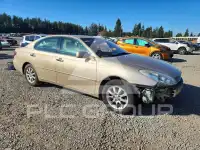 2002 Lexus ES300 photo