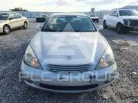 2002 Lexus ES300 photo