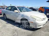 2002 Lexus ES300 photo