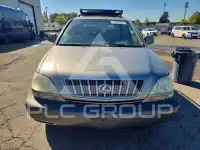 2002 Lexus RX300 photo