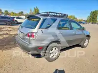 2002 Lexus RX300 photo