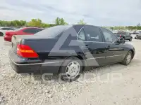 2002 Lexus LS500 photo