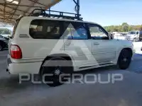 2002 Lexus LX470 photo