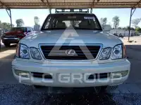 2002 Lexus LX470 photo