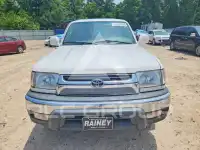 2002 Toyota 4 RUNNER photo