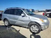 2002 Toyota RAV4 photo