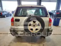 2002 Toyota RAV4 фото