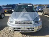 2002 Toyota RAV4 photo