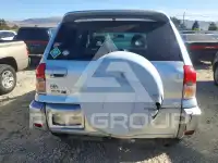 2002 Toyota RAV4 photo