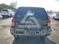 2002 Toyota RAV4 фото