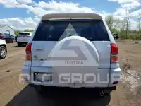 2002 Toyota RAV4 photo