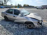 2002 Toyota COROLLA фото