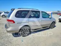 2002 Toyota SIENNA photo