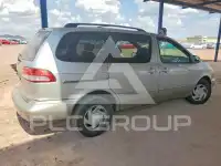2002 Toyota SIENNA фото