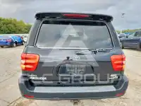 2002 Toyota SEQUOIA фото