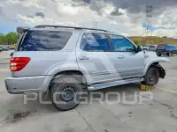 2002 Toyota SEQUOIA фото