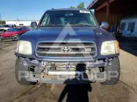 2002 Toyota SEQUOIA фото