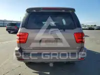 2002 Toyota SEQUOIA фото
