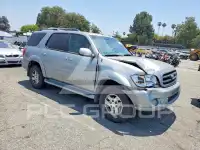 2002 Toyota SEQUOIA фото
