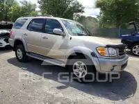 2002 Toyota SEQUOIA photo