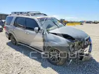 2002 Toyota SEQUOIA фото