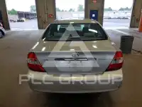 2002 Toyota CAMRY фото